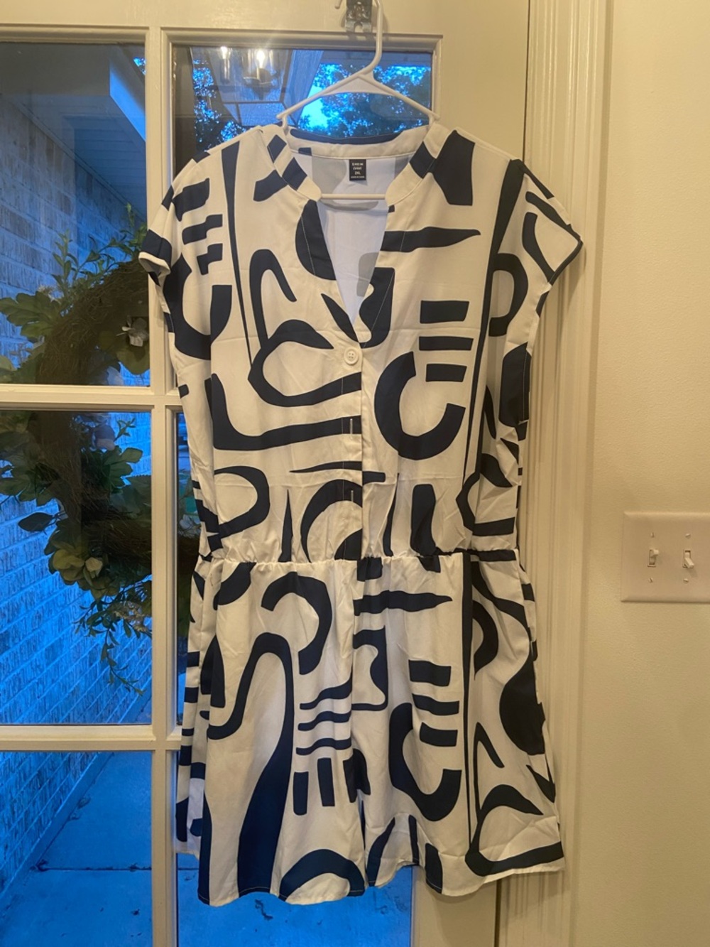 SHEIN romper White with Navy Abstract Graphic Print